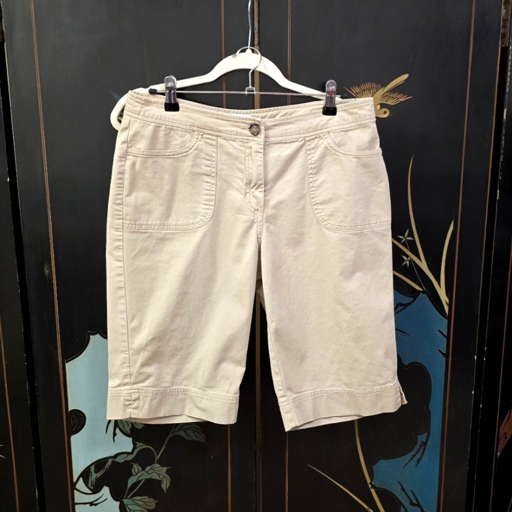 2/$30 Chicos‎ Women's Cotton Blend Tan Shorts Size 0.5 Beach Resortwear Summer